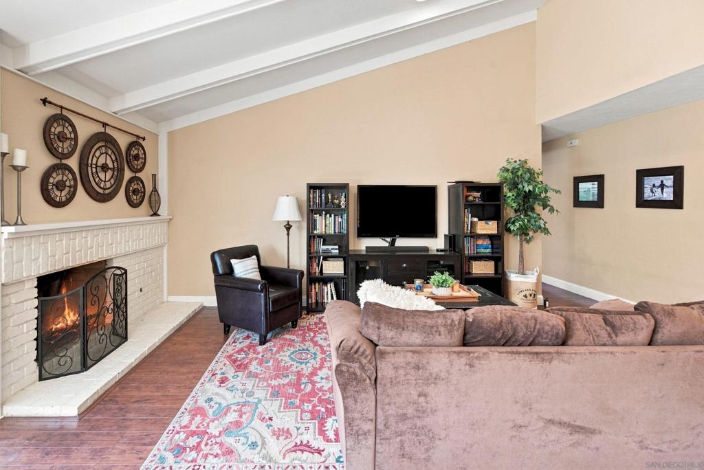 12579 Cresta Pl Property Photo 16