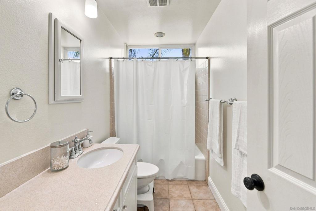 12579 Cresta Pl Property Photo 25