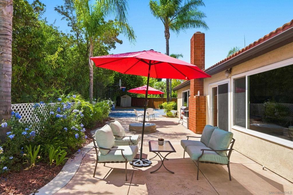 12579 Cresta Pl Property Photo 29