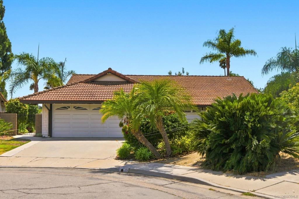 12579 Cresta Pl Property Photo 41