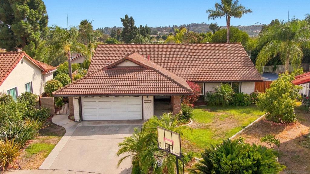 12579 Cresta Pl Property Photo 43