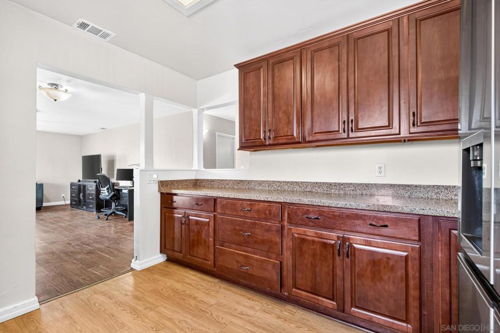 423 5th St. Property Photo 15