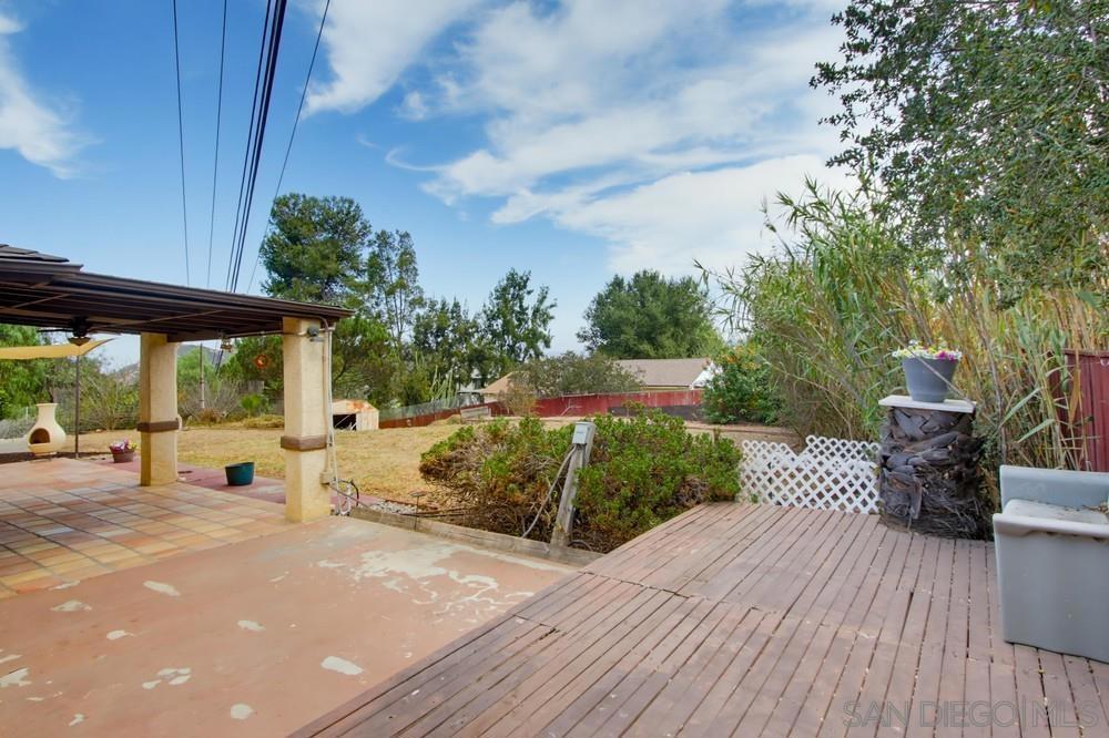 321 North Property Photo 45