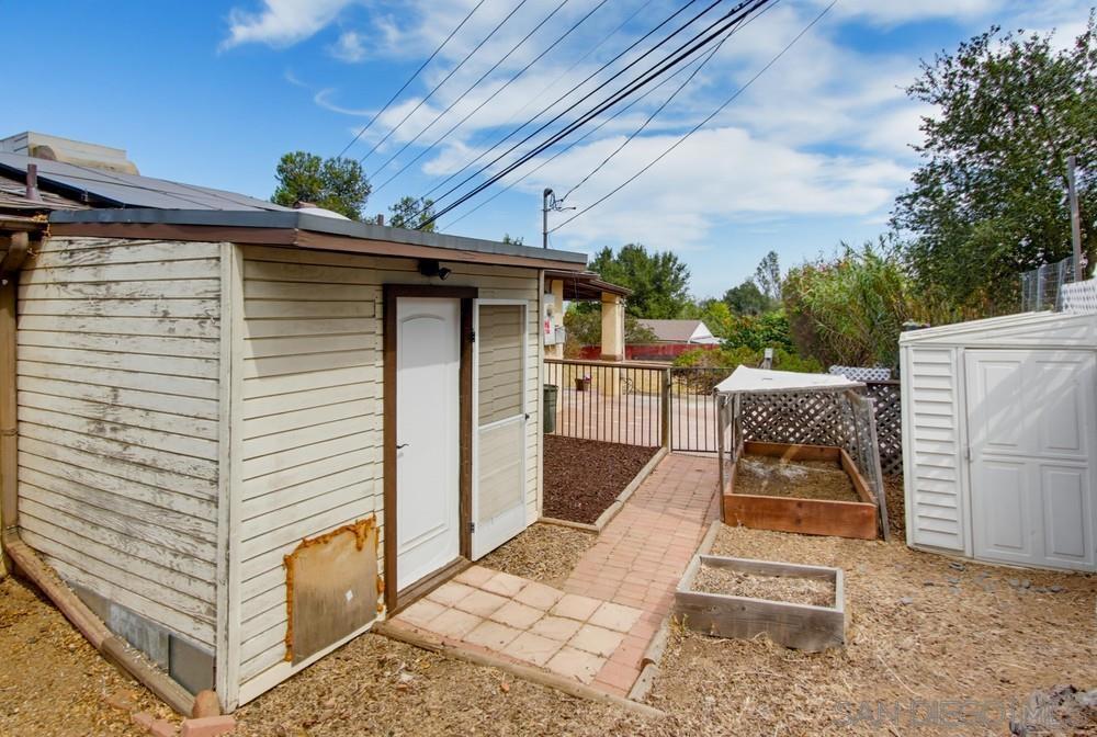 321 North Property Photo 48