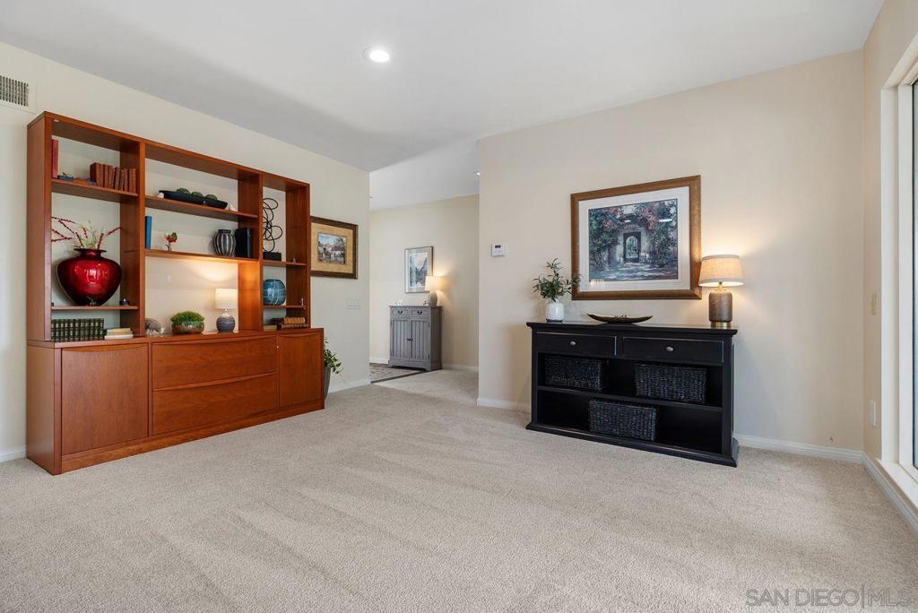16616 San Salvador Property Photo 4