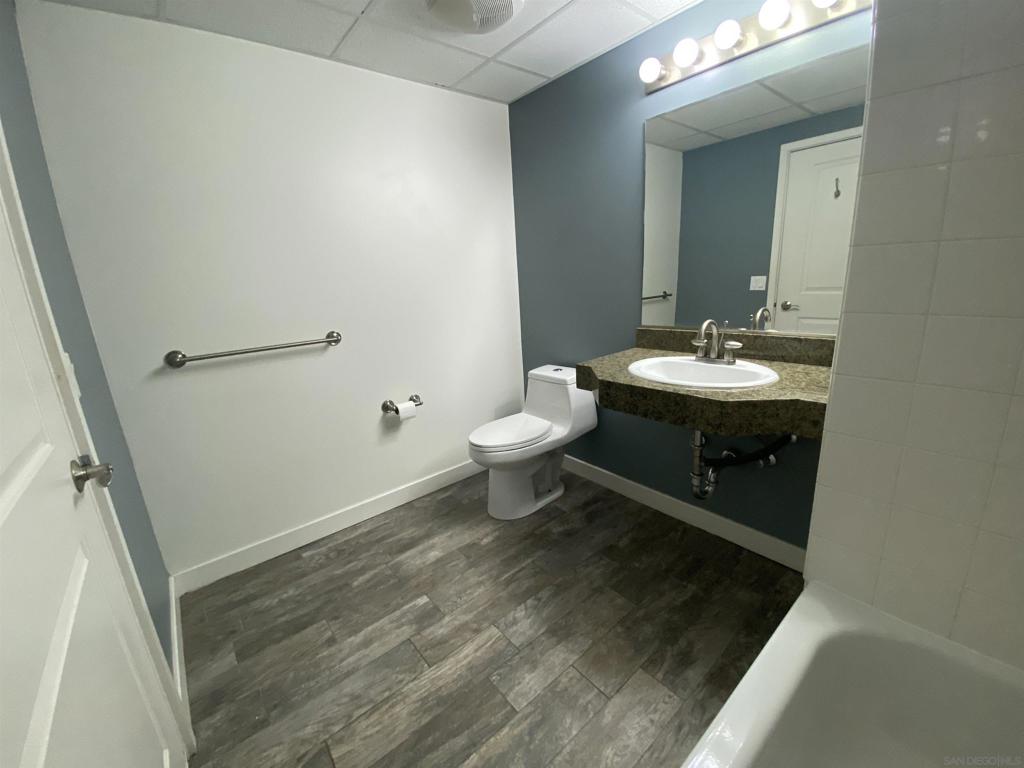 1080 Park Blvd 1209 Property Photo 17