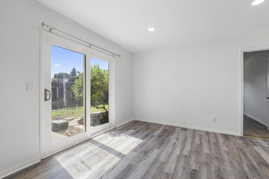 251 Sandstone Property Photo 1