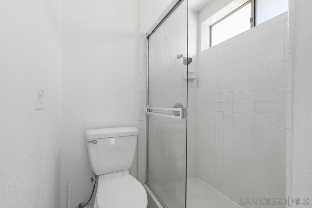 251 Sandstone Property Photo 5