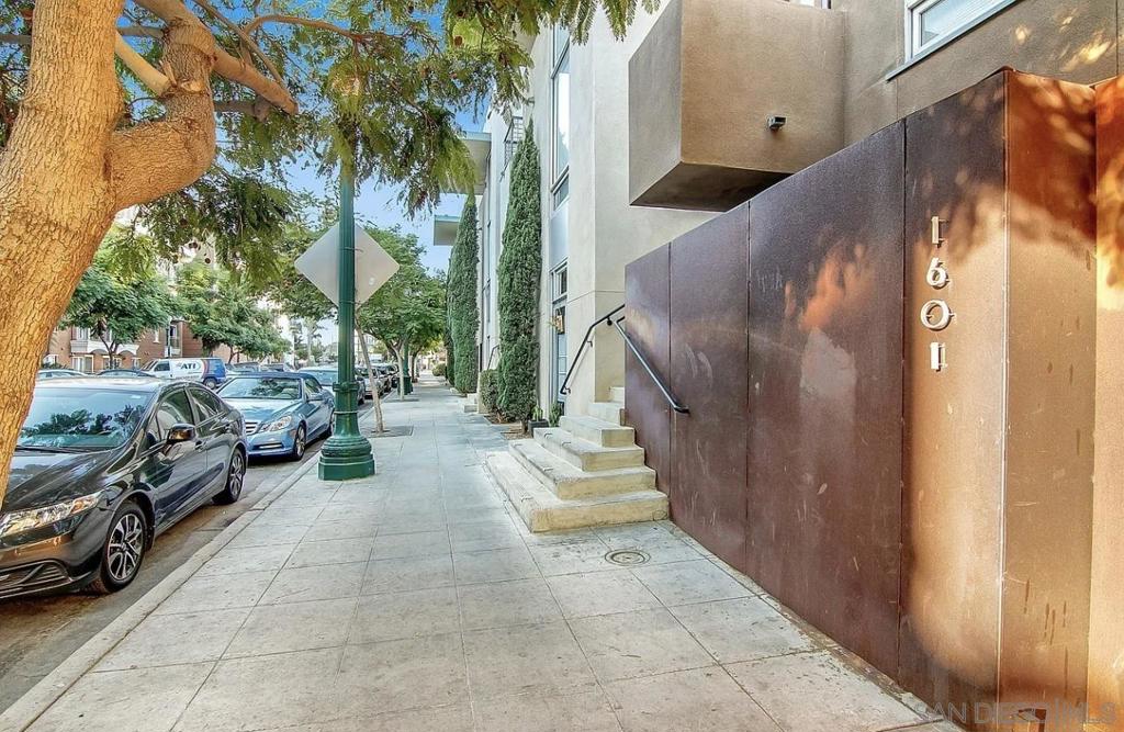 1601 Kettner 7 Property Photo 2
