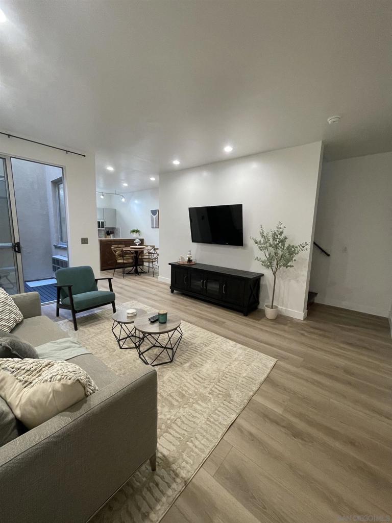 1601 Kettner 7 Property Photo 5