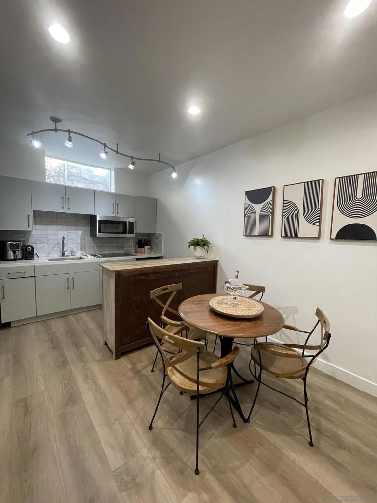 1601 Kettner 7 Property Photo 9
