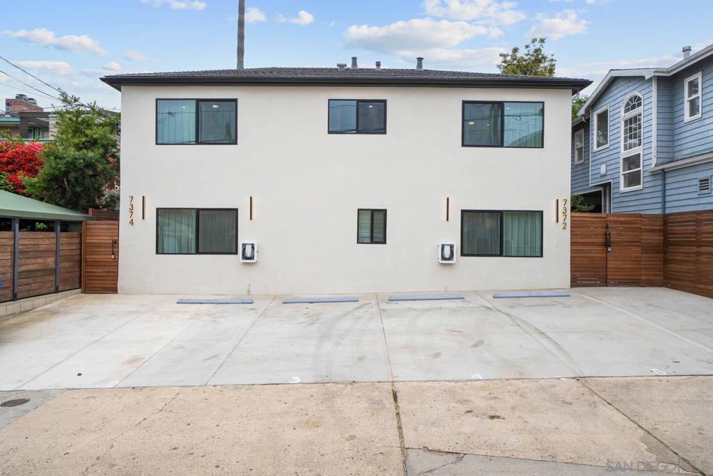 7374 Bishops Ln Property Photo 25