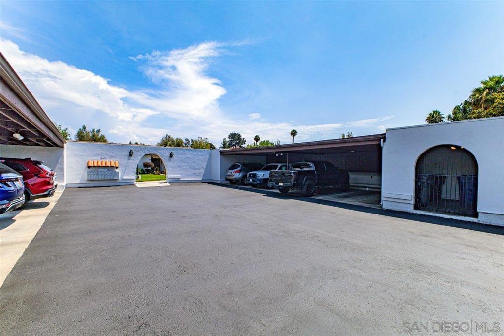 16577 Caminito Vecinos 19 Property Photo 6