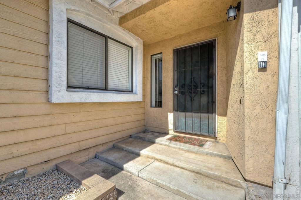 13335 Sneezy Ct. Property Photo 4
