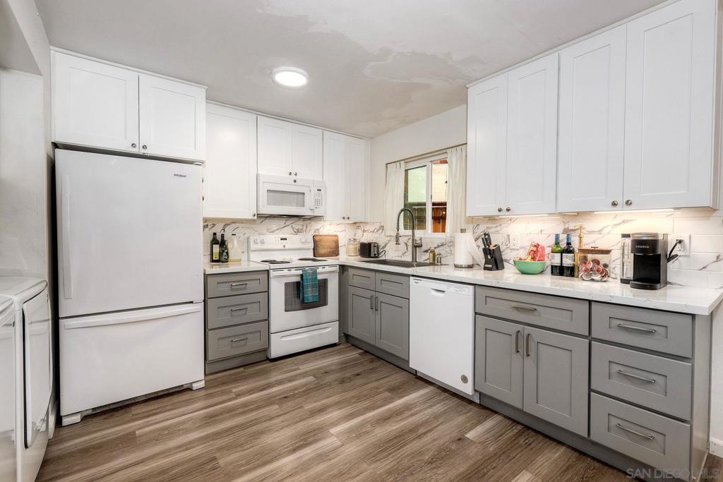10029 Santana Ranch Lane Property Photo 1