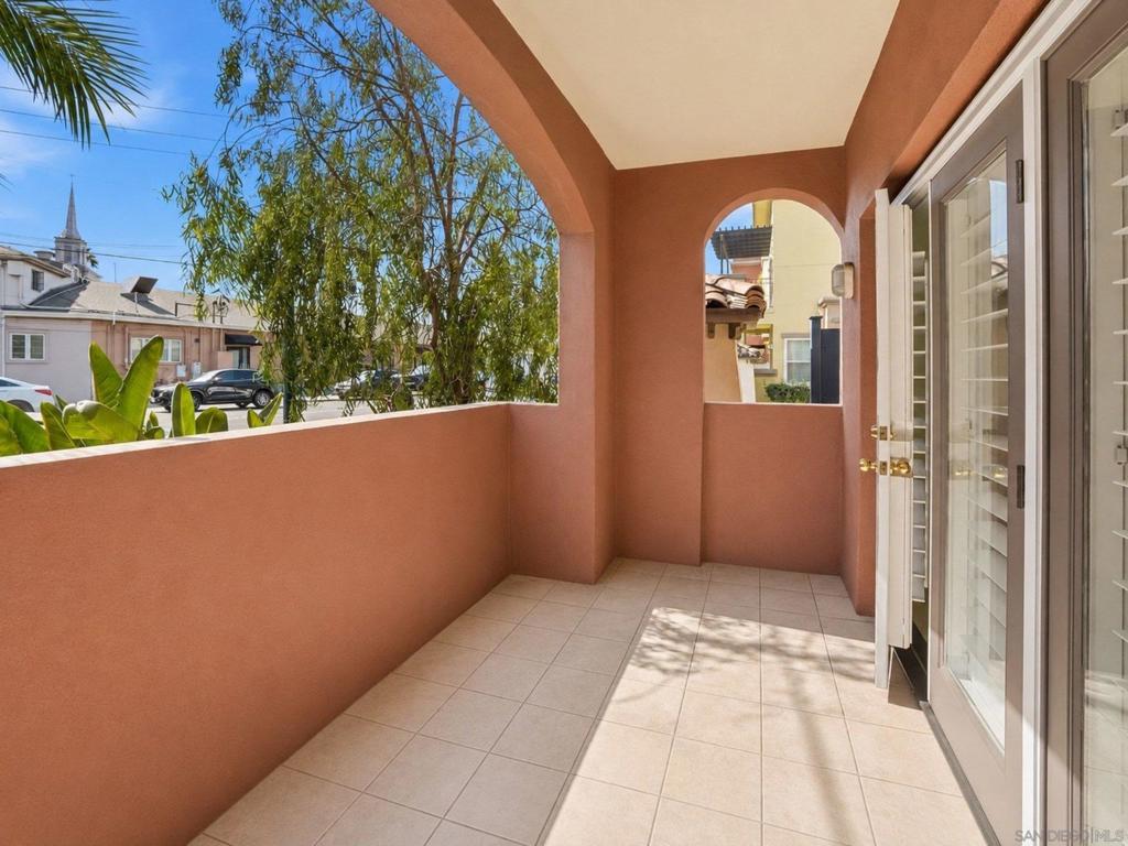 3964 Richmond Property Photo 4
