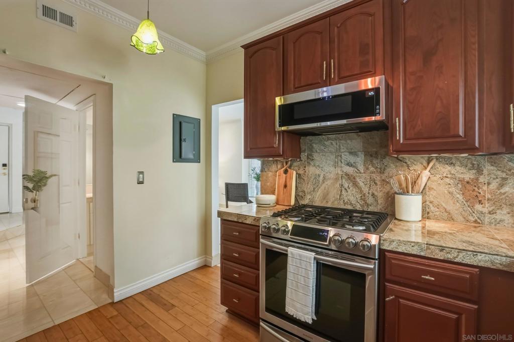3964 Richmond Property Photo 16