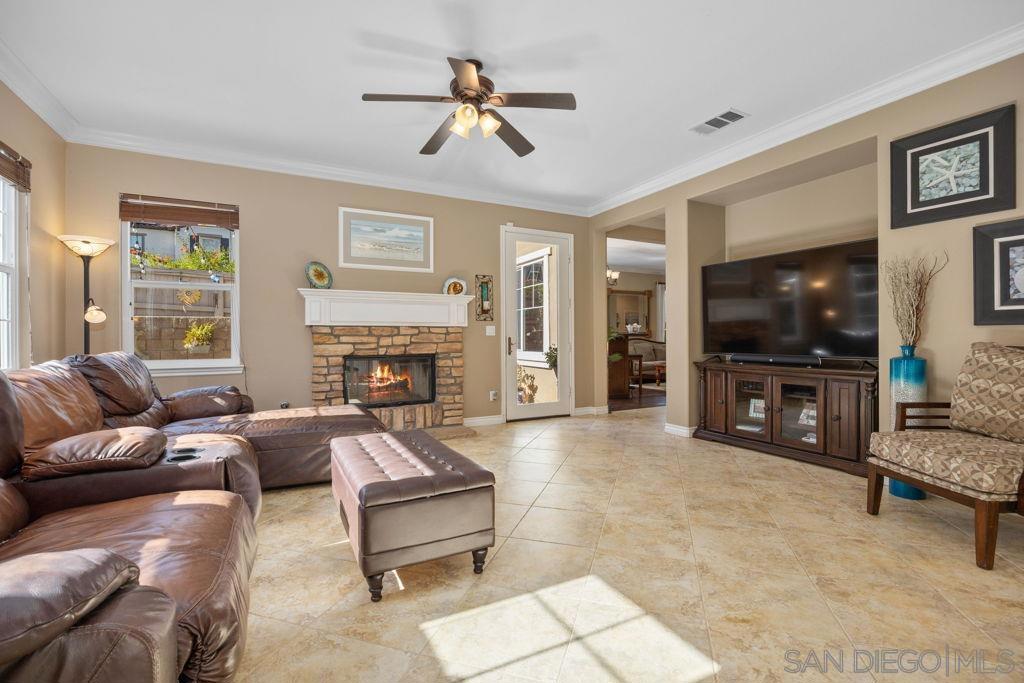 1800 Windriver Street Property Photo 7