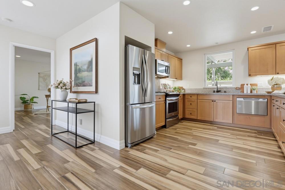 32551 Luiseno Circle Property Photo 6