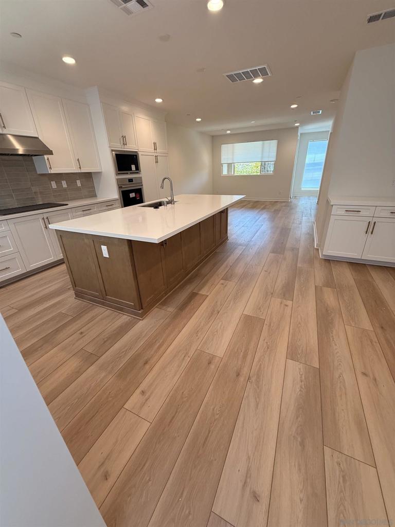 2522 Thyme Way Property Photo 10