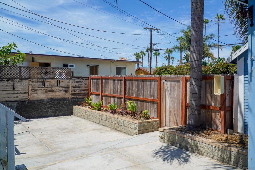 5050 Brighton Property Photo 10