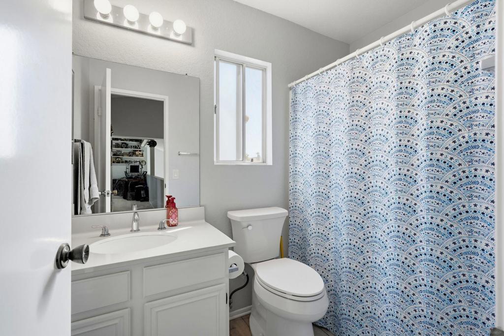 39813 Creative Drive Property Photo 21