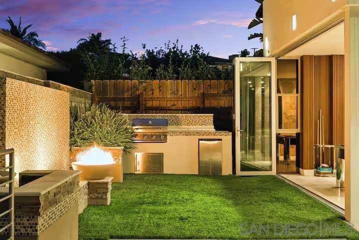 1676 Plum Property Photo 4