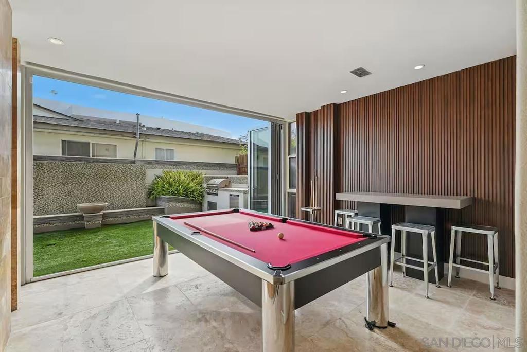 1676 Plum Property Photo 6