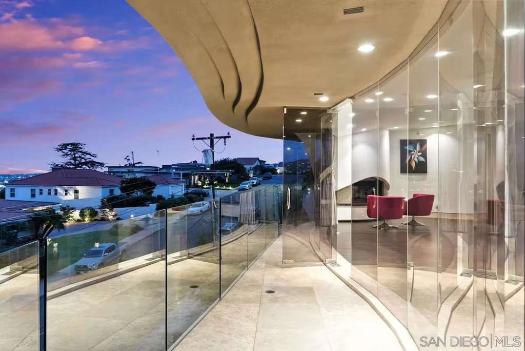 1676 Plum Property Photo 7