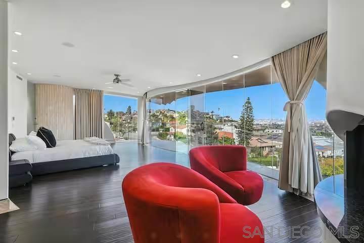 1676 Plum Property Photo 29