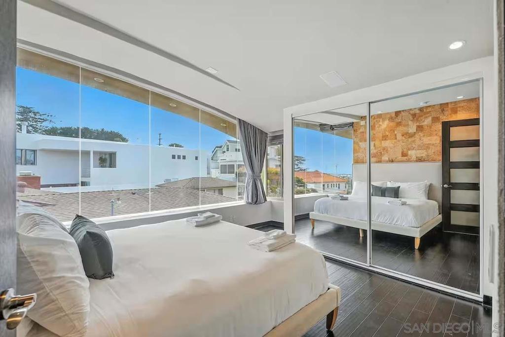 1676 Plum Property Photo 46