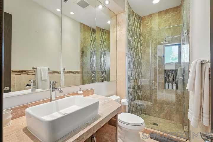 1676 Plum Property Photo 51