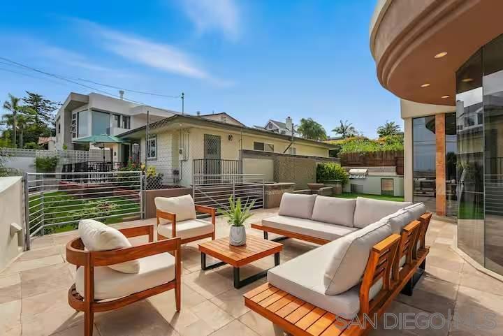 1676 Plum Property Photo 53