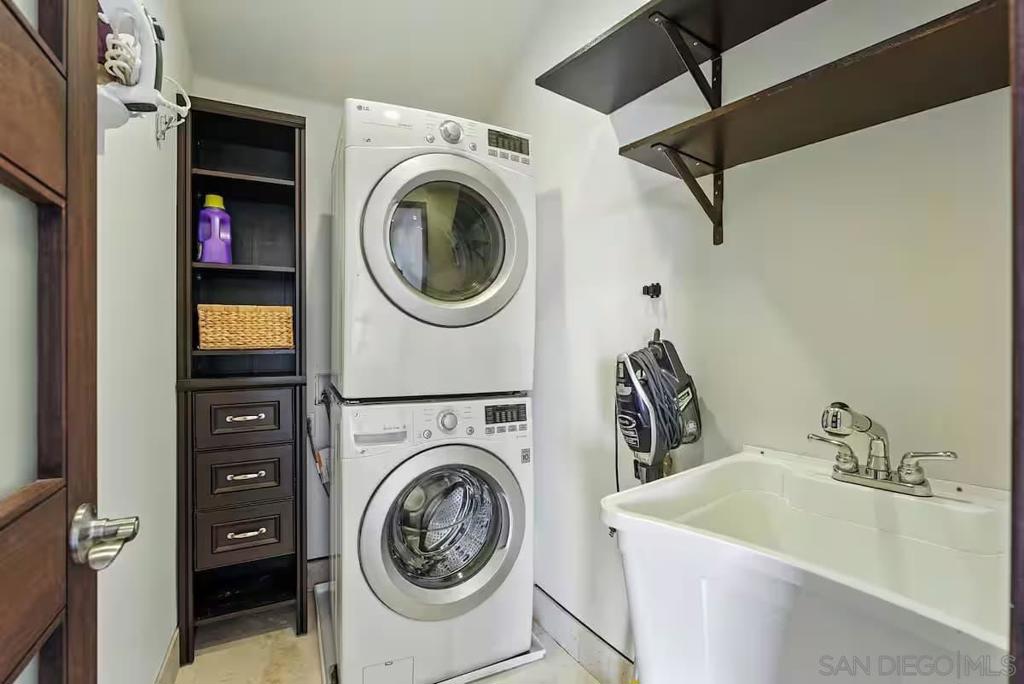 1676 Plum Property Photo 60