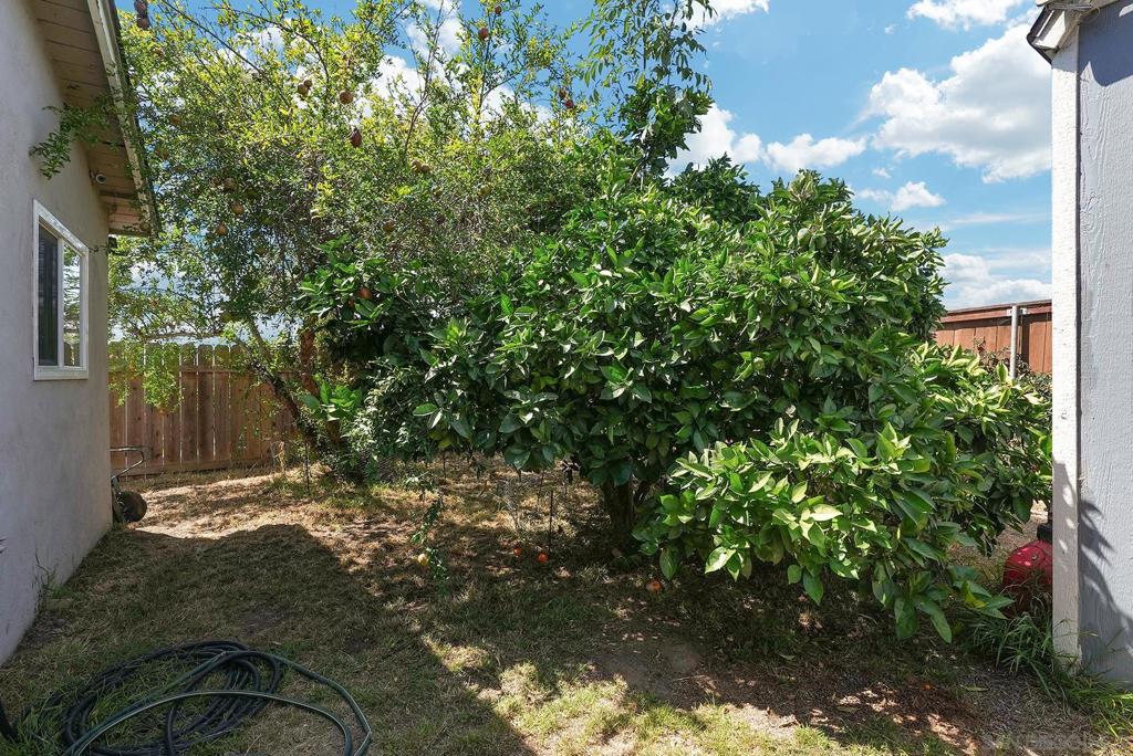 1138 Purdy St Property Photo 15