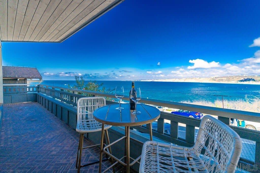 1249 Coast Blvd Property Photo 10