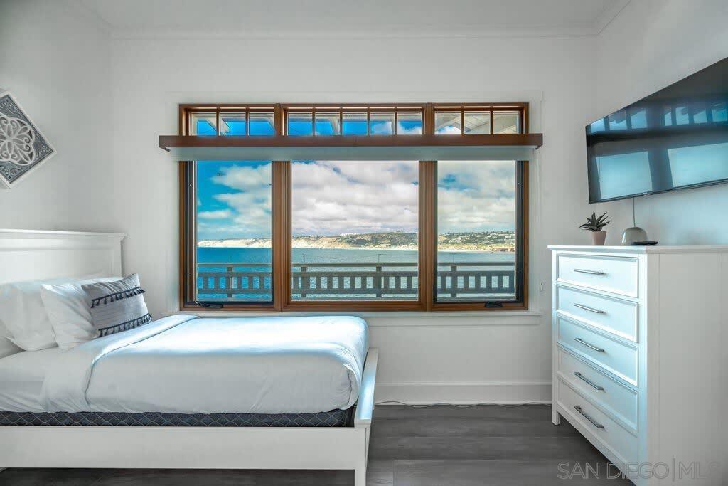 1249 Coast Blvd Property Photo 45