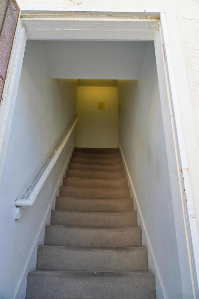 2114 Abbott St. Property Photo 10