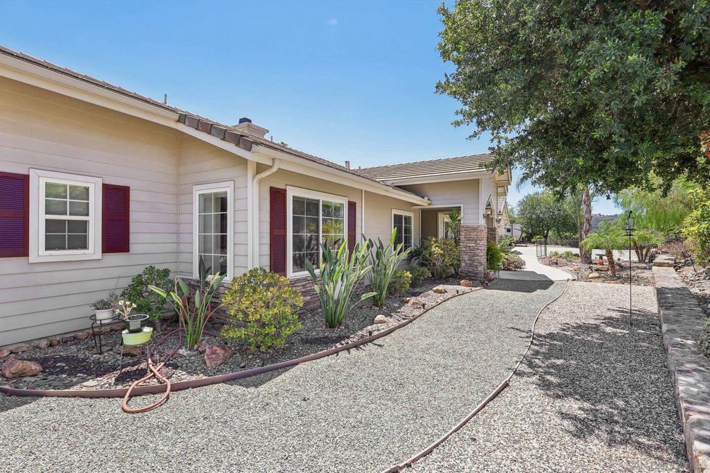 26379 Engelmann Property Photo 8