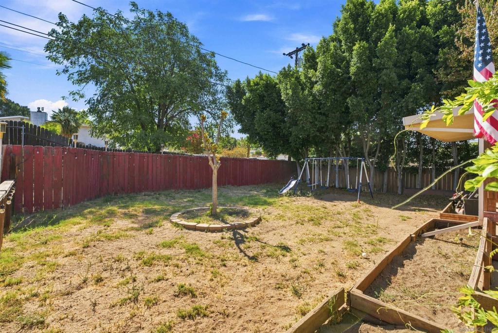 8130 Royal Park Property Photo 3