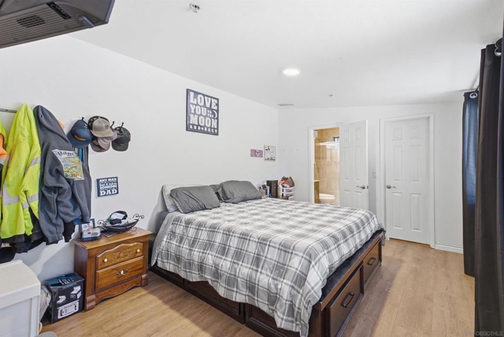 8130 Royal Park Property Photo 13