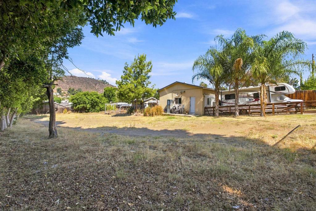 8130 Royal Park Property Photo 24