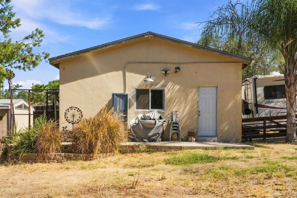 8130 Royal Park Property Photo 25