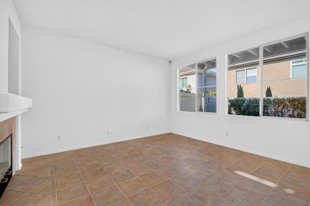 9639 Stonecrest Blvd Property Photo 3