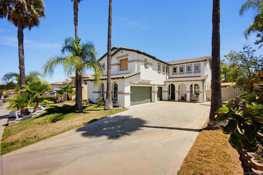 45912 Paseo Gallante Property Photo 3