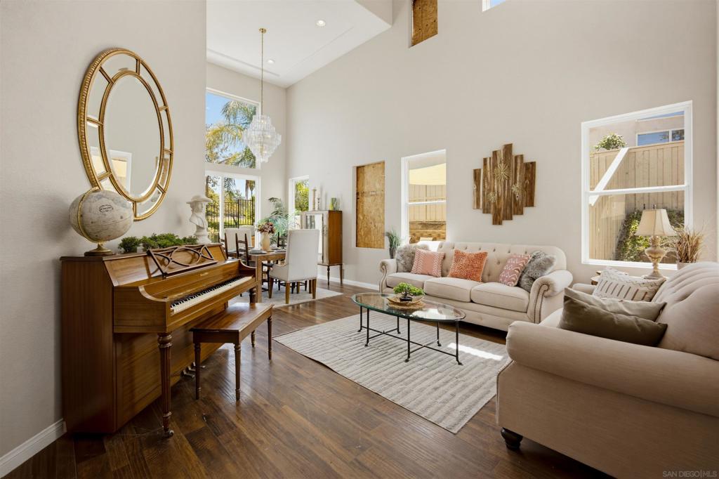 45912 Paseo Gallante Property Photo 8