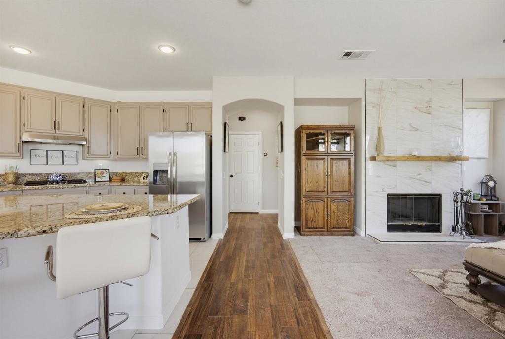 45912 Paseo Gallante Property Photo 13