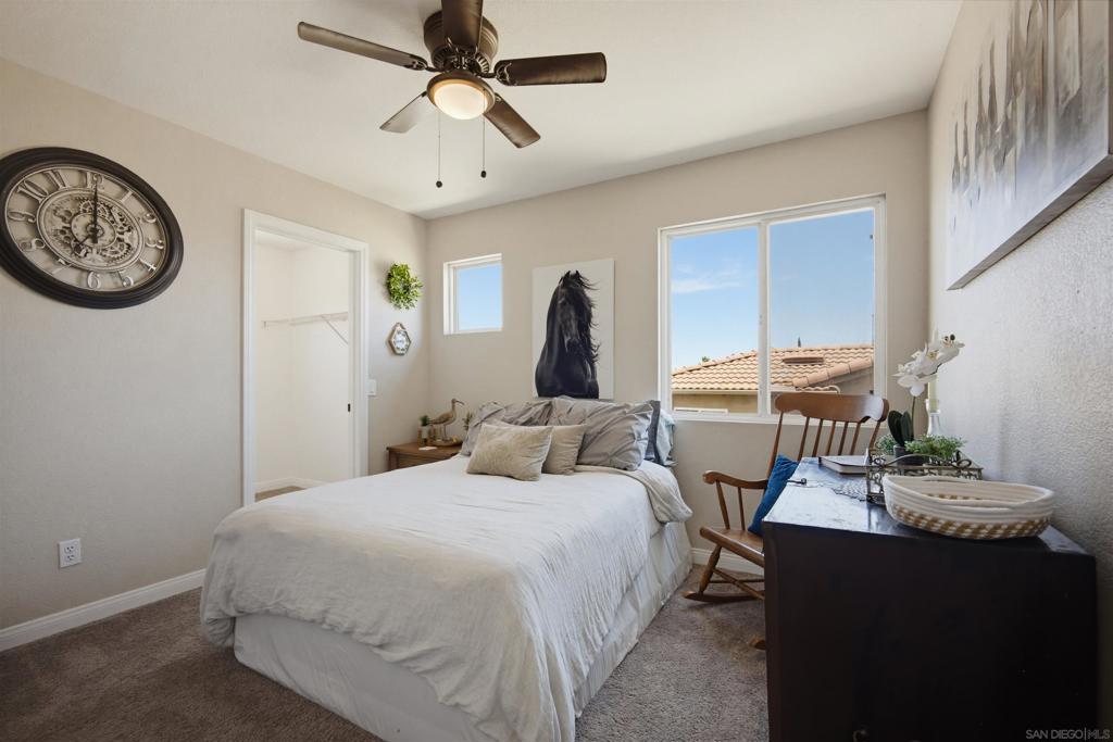 45912 Paseo Gallante Property Photo 45