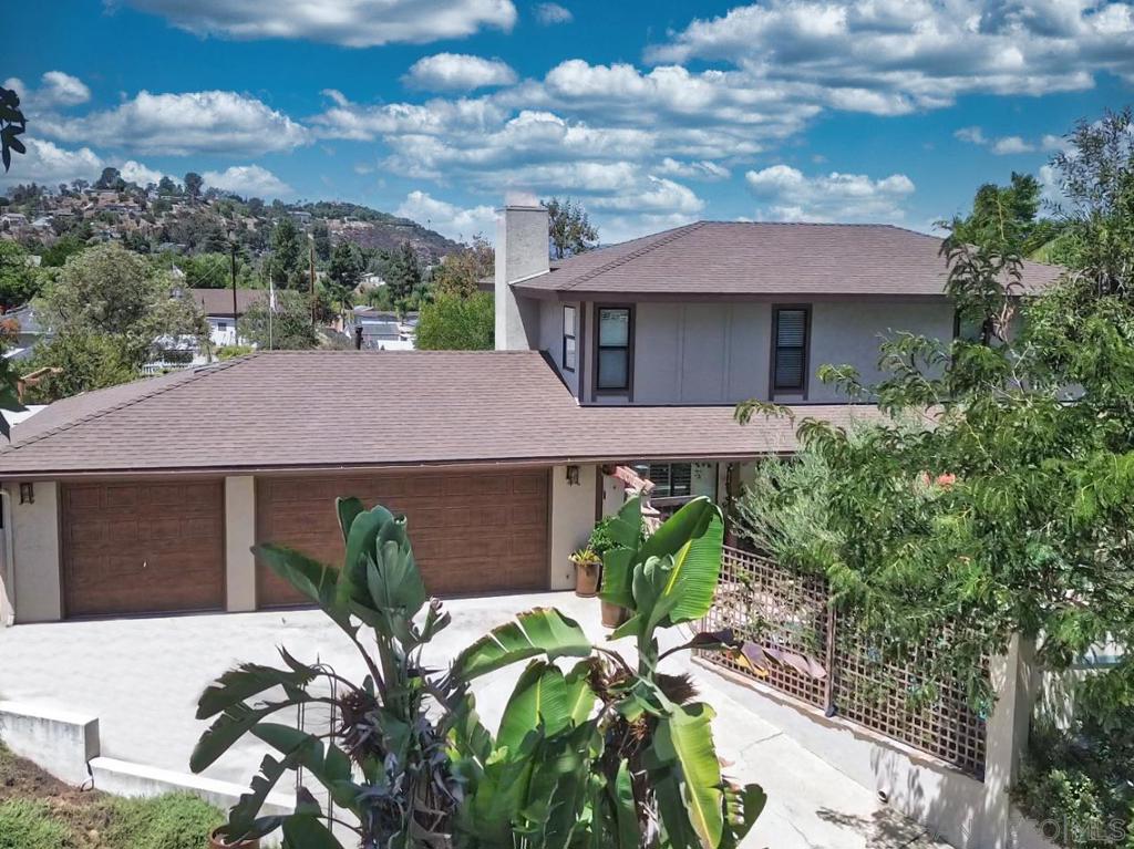1090 Ellen Lane Property Photo 1