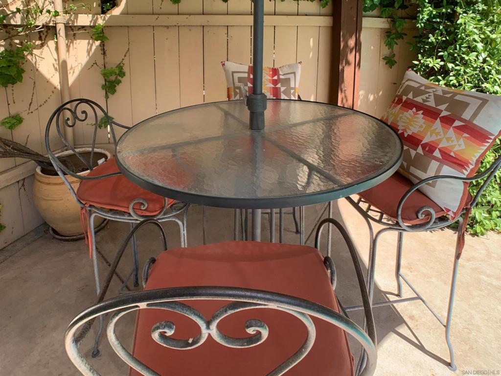 1090 Ellen Lane Property Photo 7